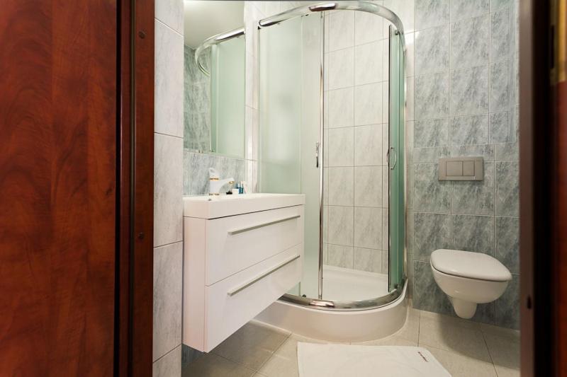 Hotel Podzamcze Добчице Номер фото